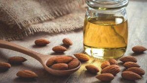 خواص روغن بادام
