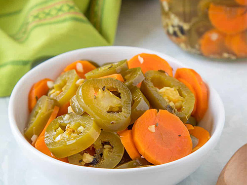طرز تهیه ترشی فلفل مکزیکی تند بازاری - سبزی من
