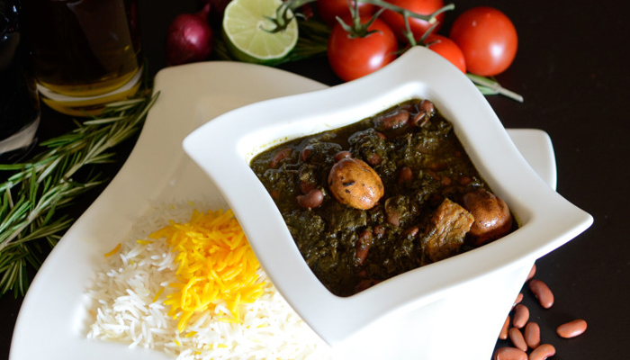 سبزی قورمه سبزی